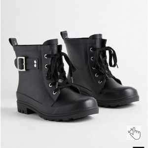 Torrid Rain Boots Size 7